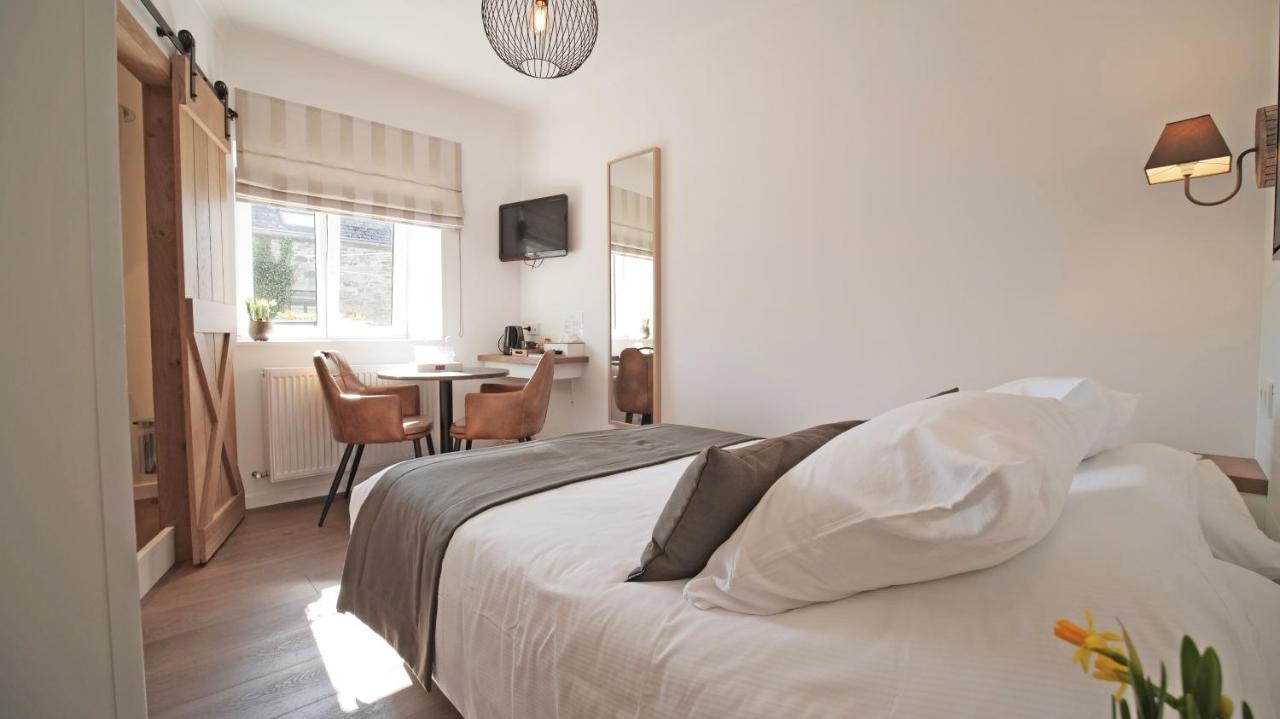 Auberge La Hutte Lurette Paliseul ภายนอก รูปภาพ