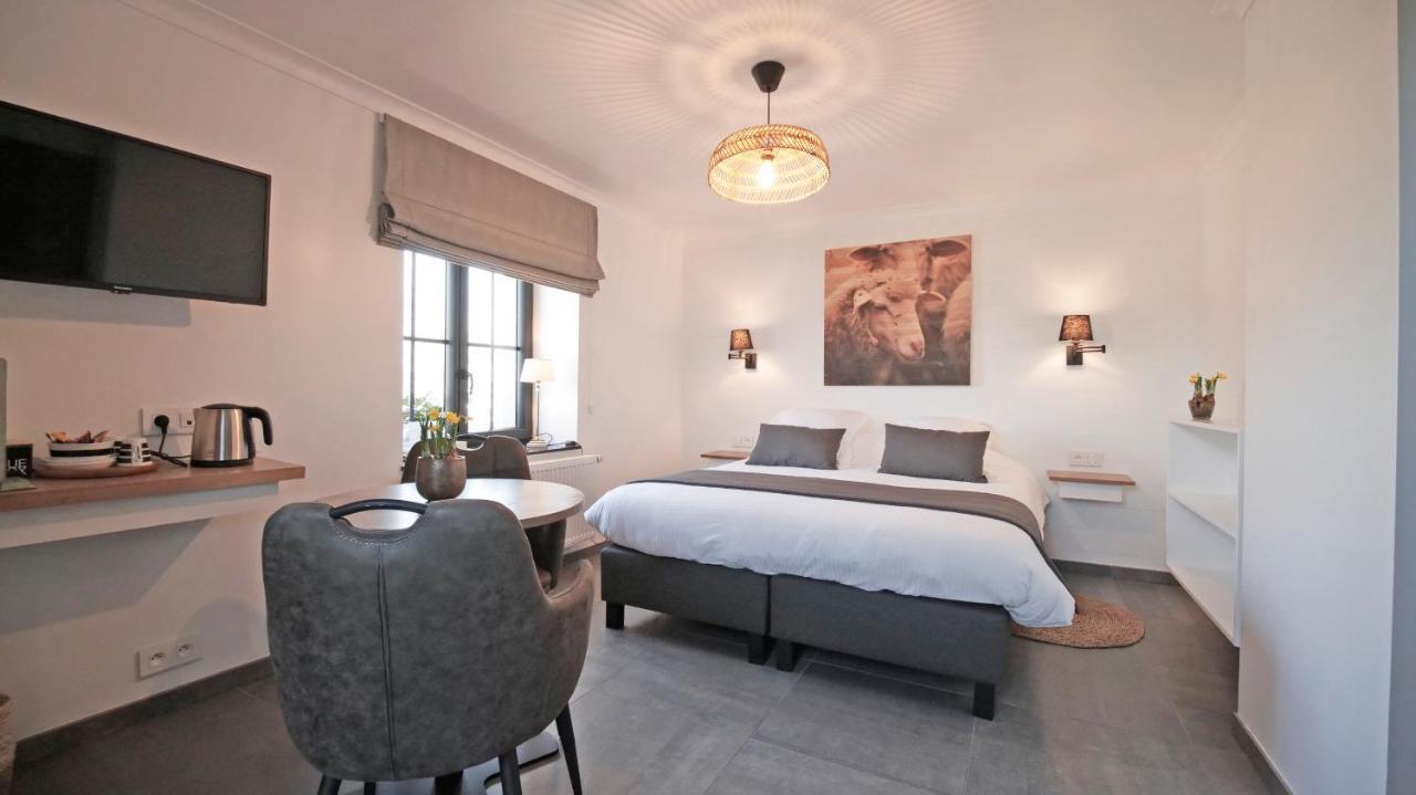 Auberge La Hutte Lurette Paliseul ภายนอก รูปภาพ
