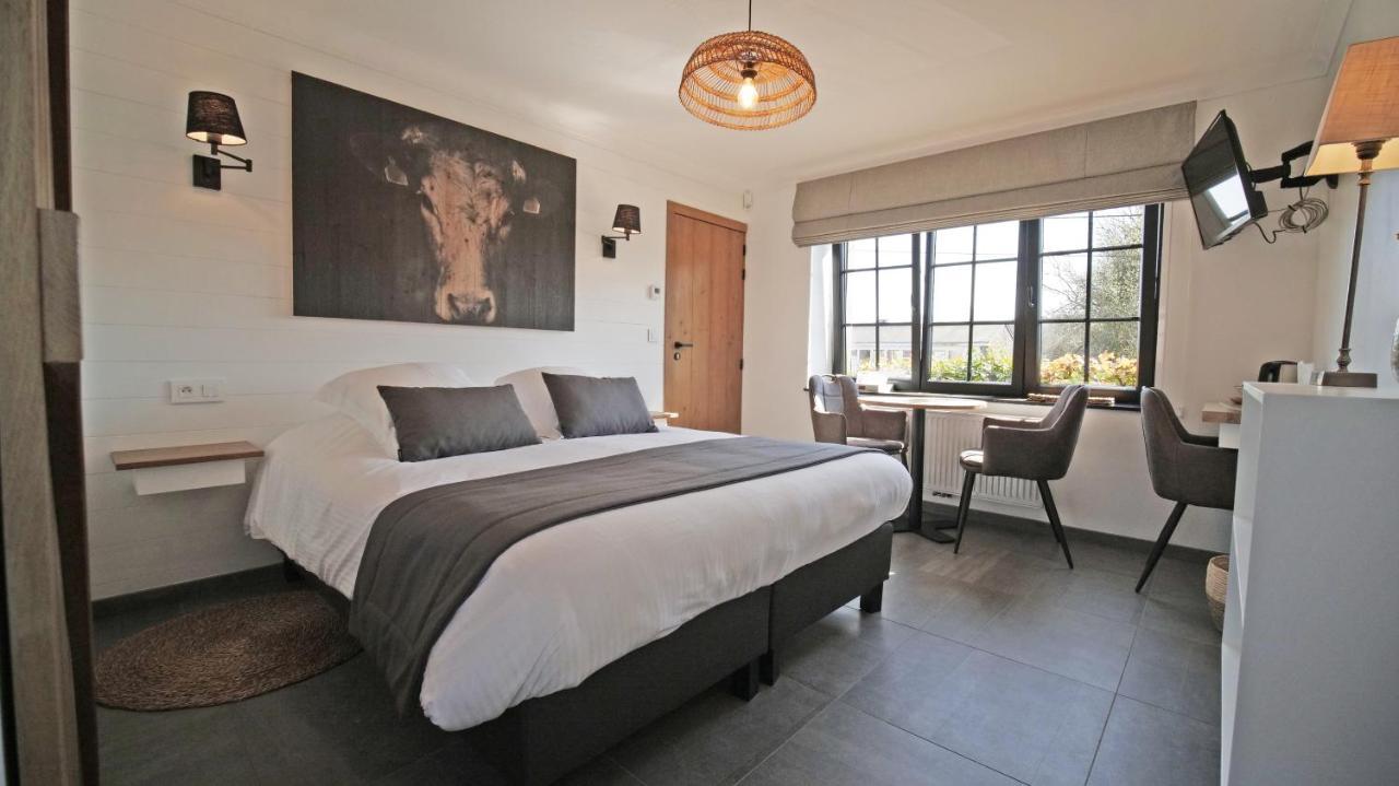Auberge La Hutte Lurette Paliseul ภายนอก รูปภาพ