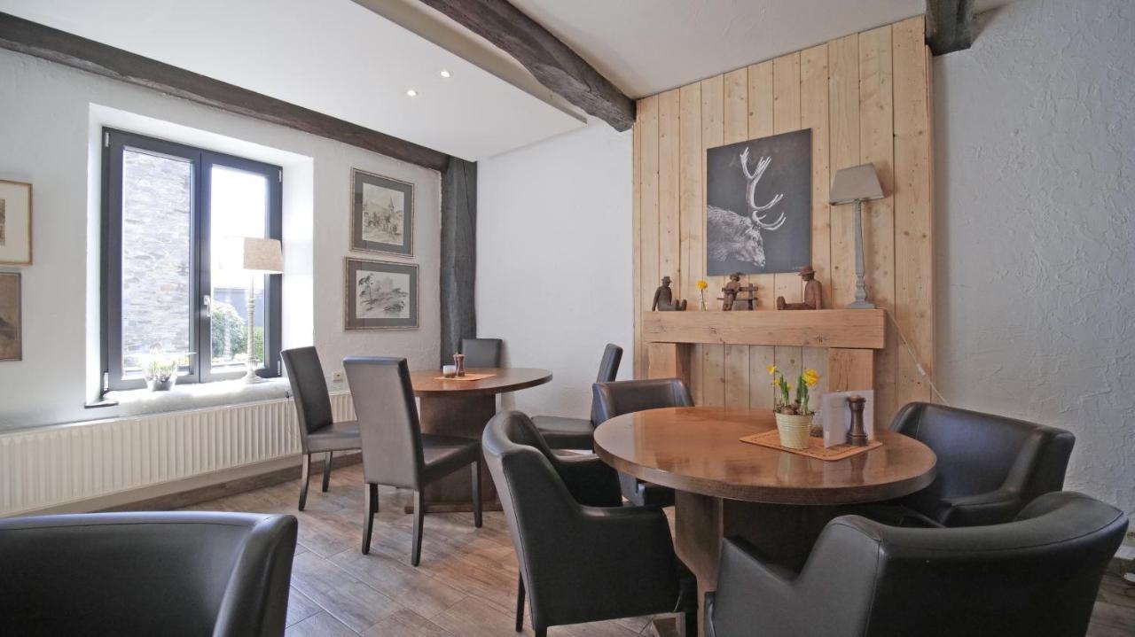 Auberge La Hutte Lurette Paliseul ภายนอก รูปภาพ